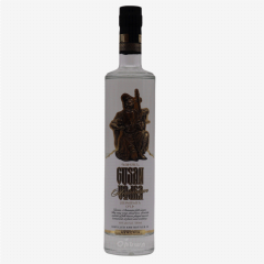 00-00043995 Vodka "Gusan" 500 ml
